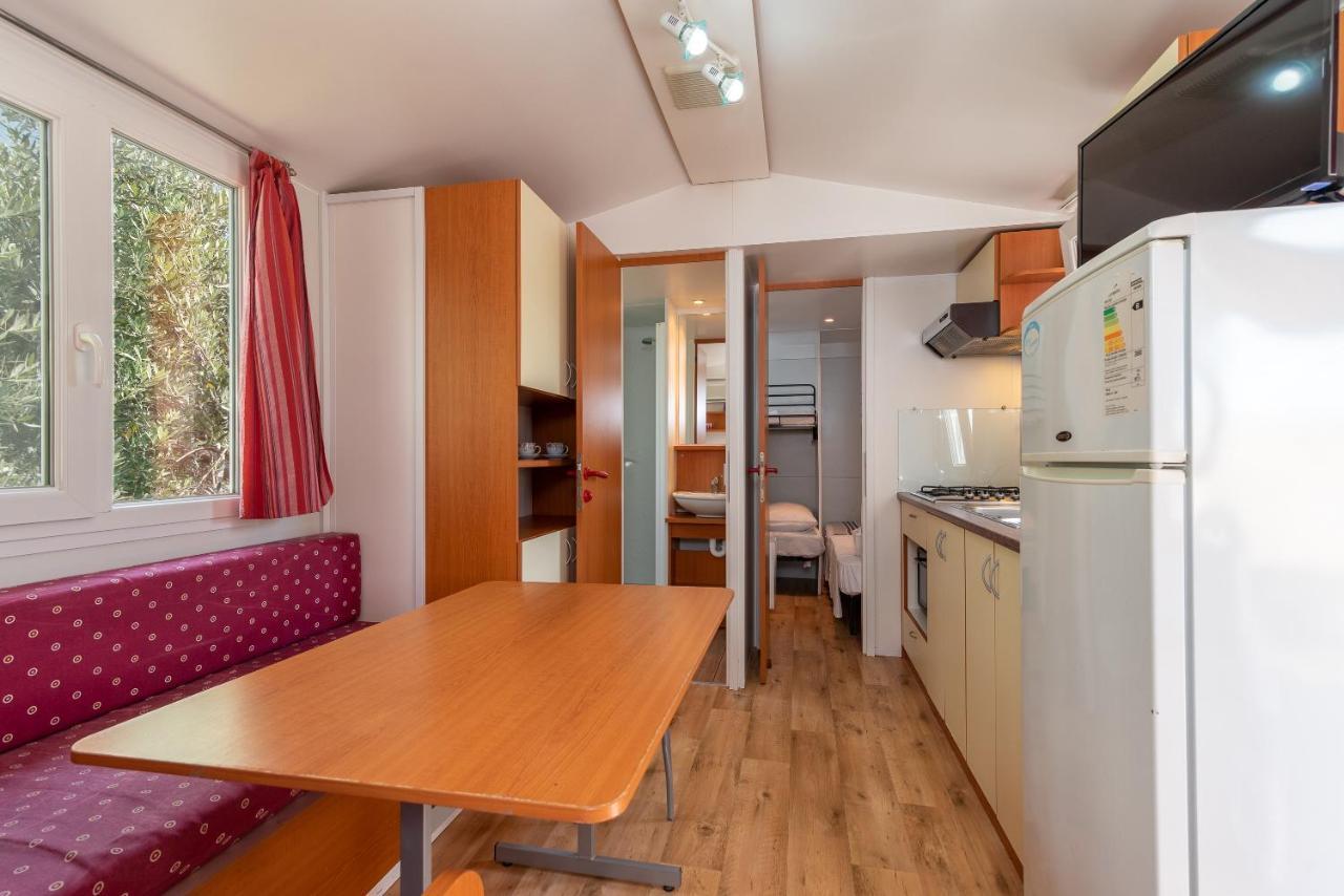 'Olive Grove' Camping House-Near The Beach Divulje Luaran gambar