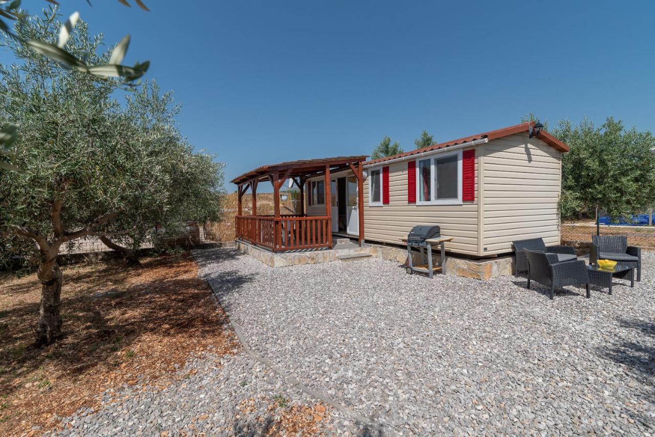 'Olive Grove' Camping House-Near The Beach Divulje Luaran gambar