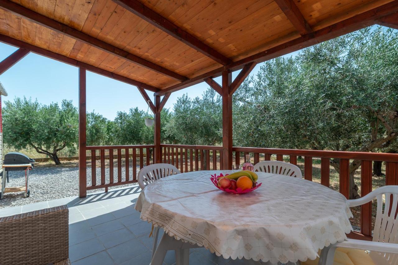 'Olive Grove' Camping House-Near The Beach Divulje Luaran gambar