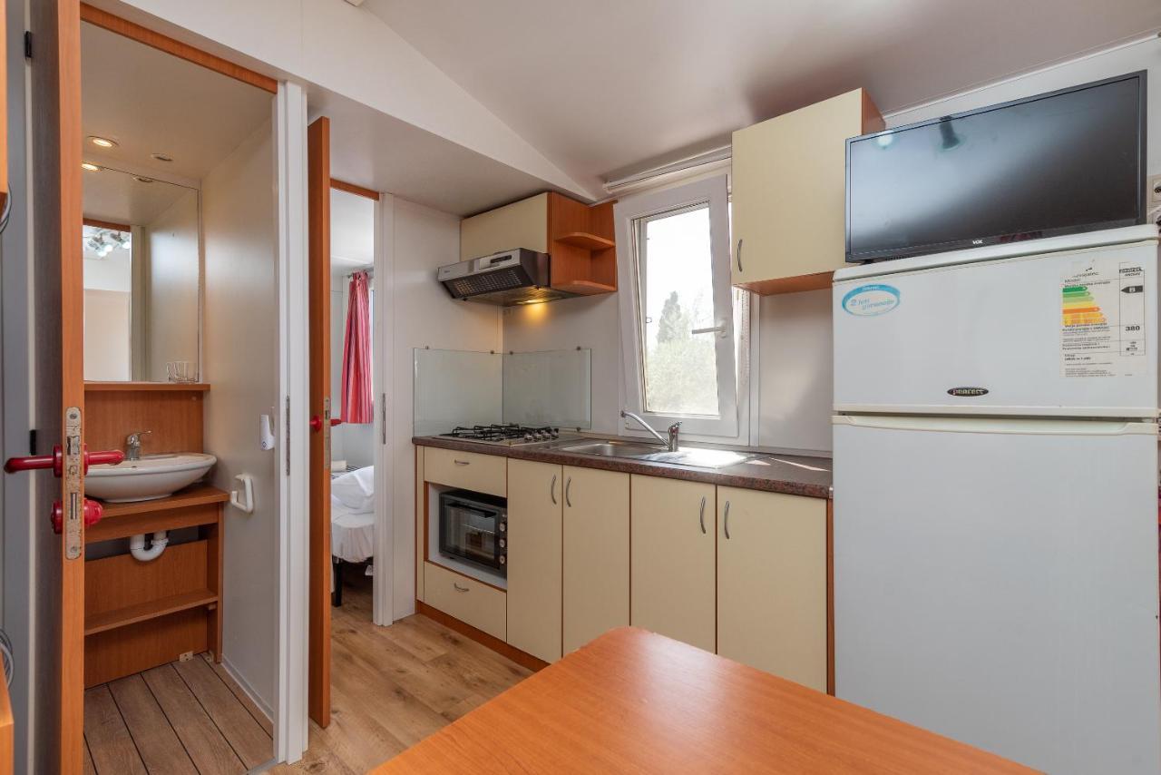 'Olive Grove' Camping House-Near The Beach Divulje Luaran gambar