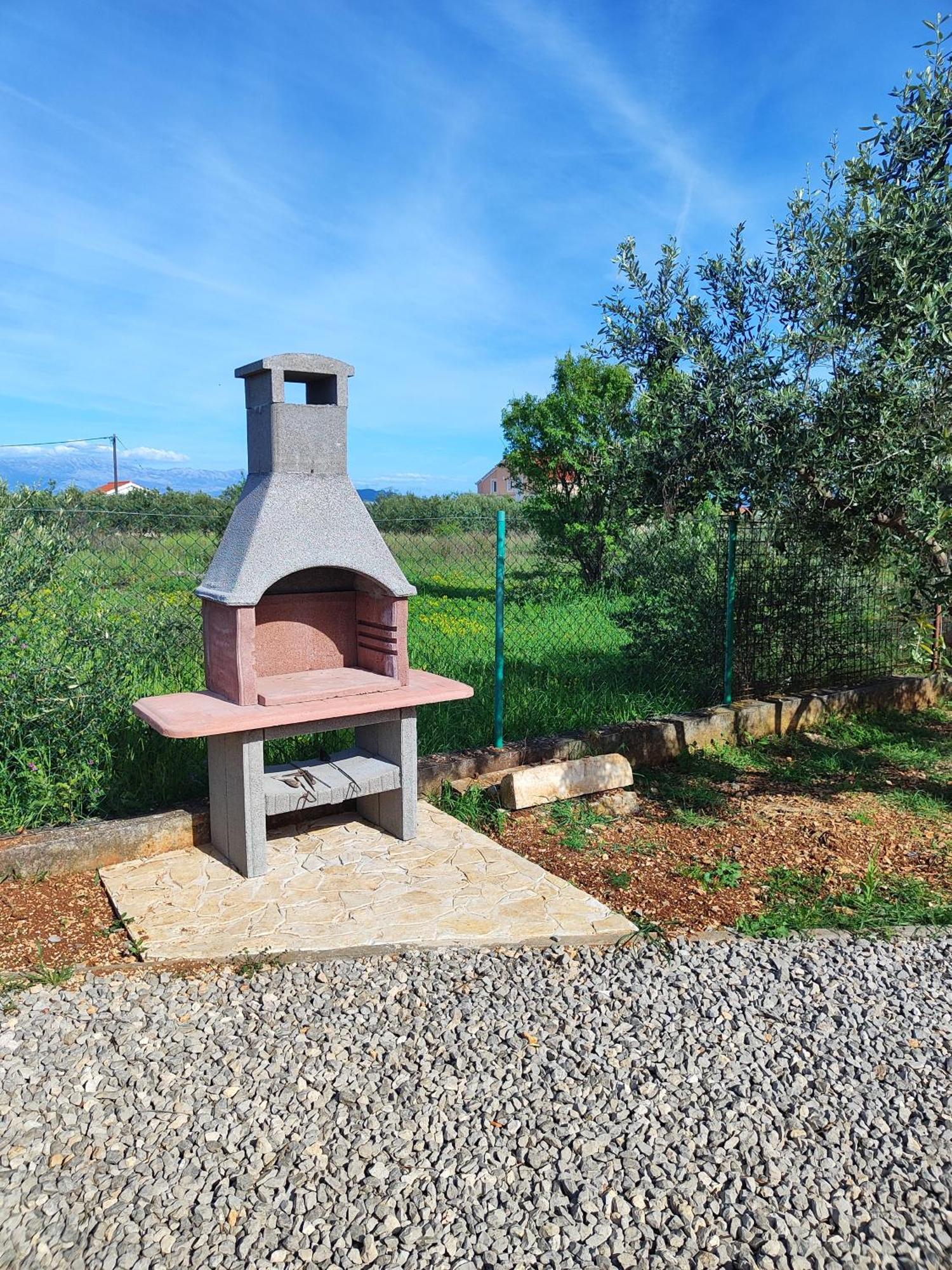 'Olive Grove' Camping House-Near The Beach Divulje Luaran gambar